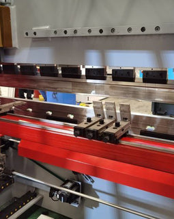 220 Ton x 165” CNC Hydraulic Press Brake – DA53T | 4+1 Axis | Servo Driven | Laser Safety